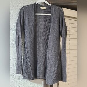 Hollister Co. grey open-front cardigan sweater features lightweight knit design